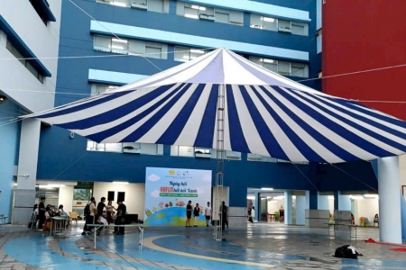 DÙ CHE TRƯỜNG HỌC